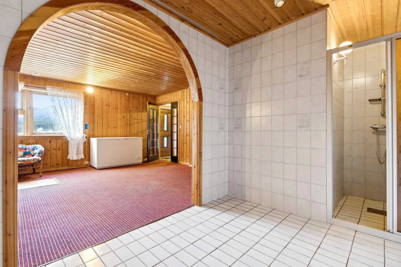 Åpen løsning inn mot badet. Galleribilde