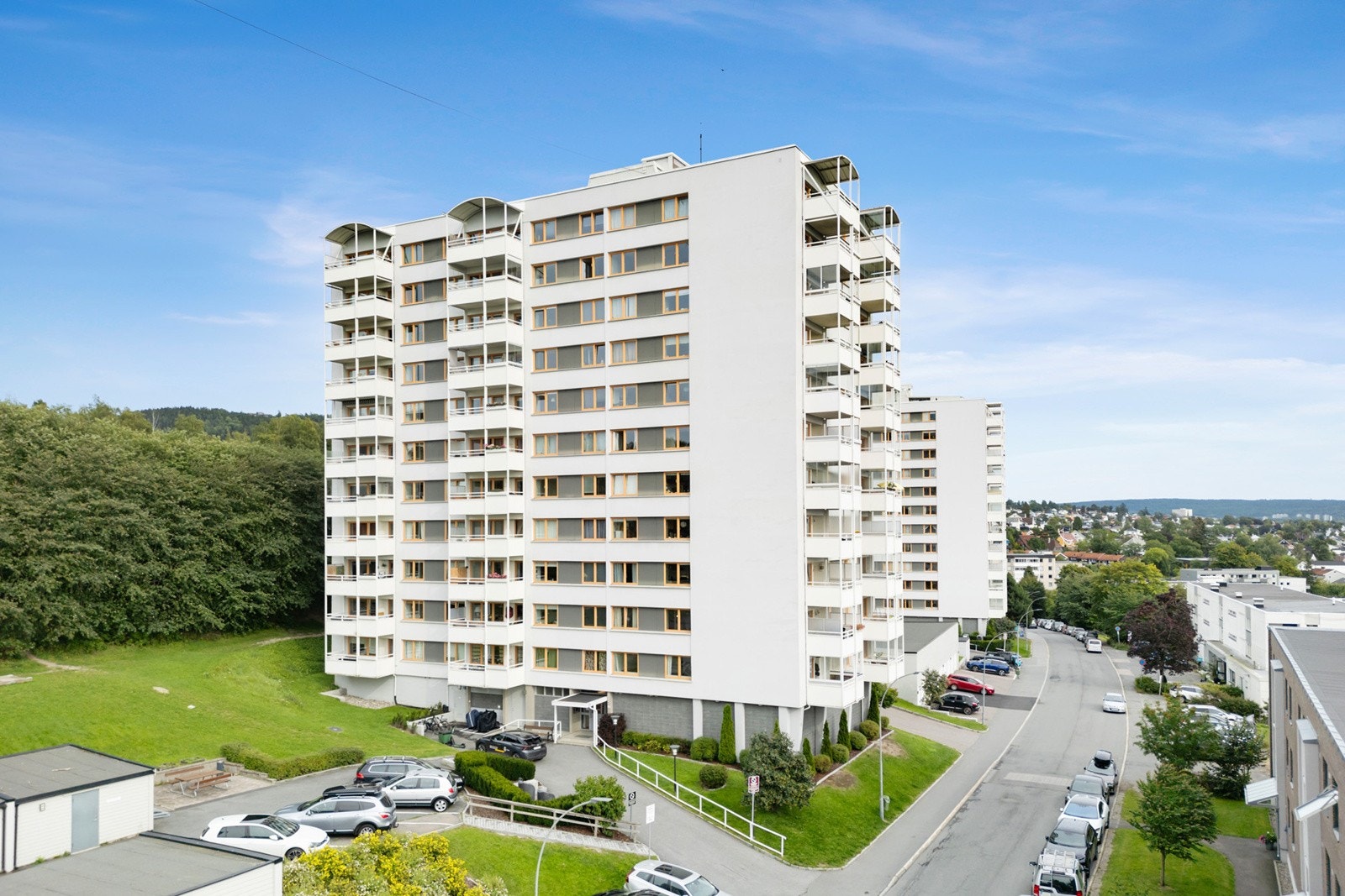 Det er muligheter for parkeringsplass ved venteliste. Galleribilde