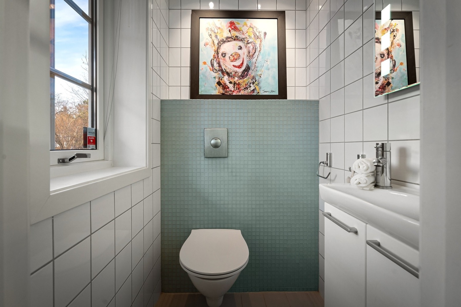 Separat wc tilknyttet gangen. Galleribilde