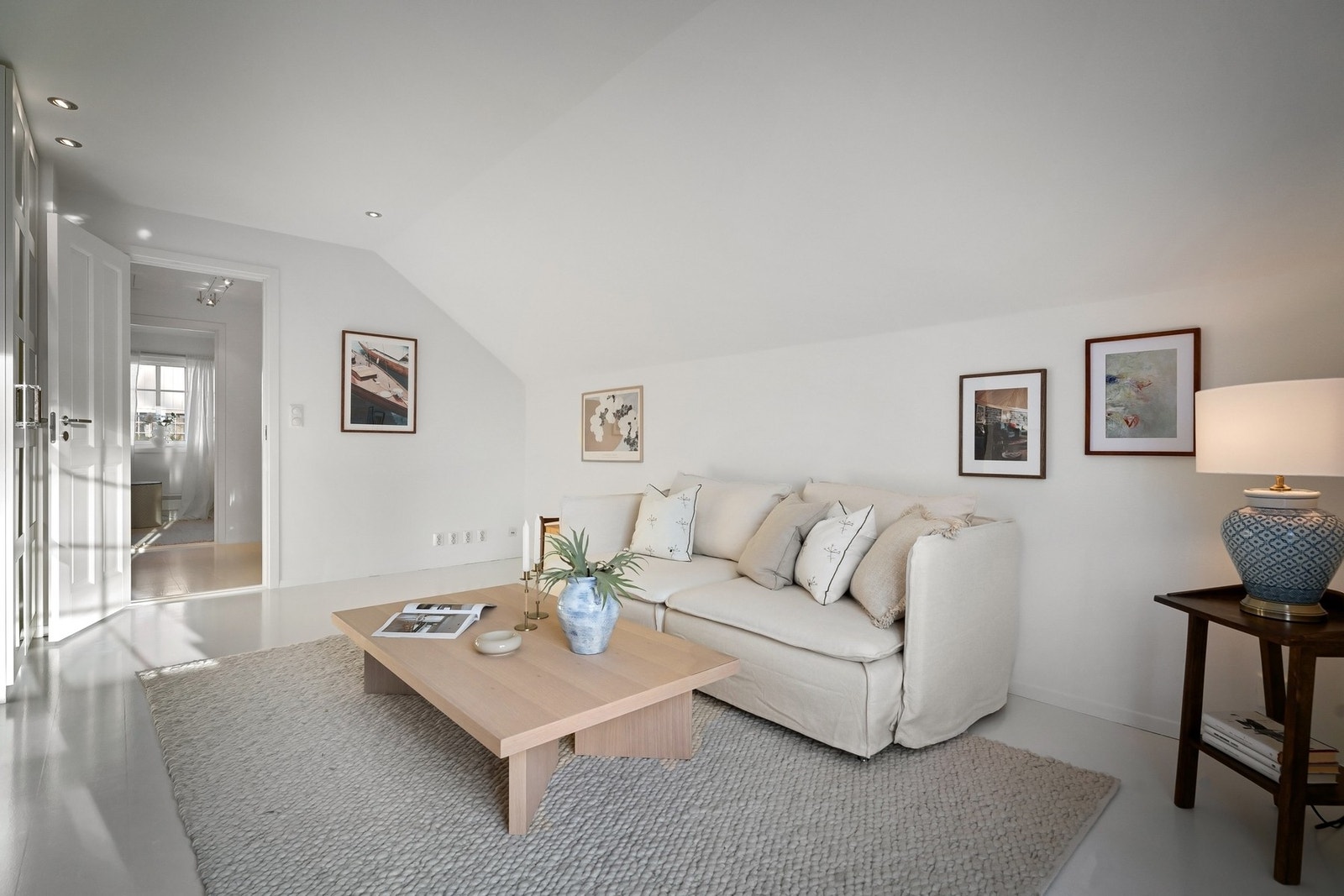 Stuen i 2.etasje. Galleribilde