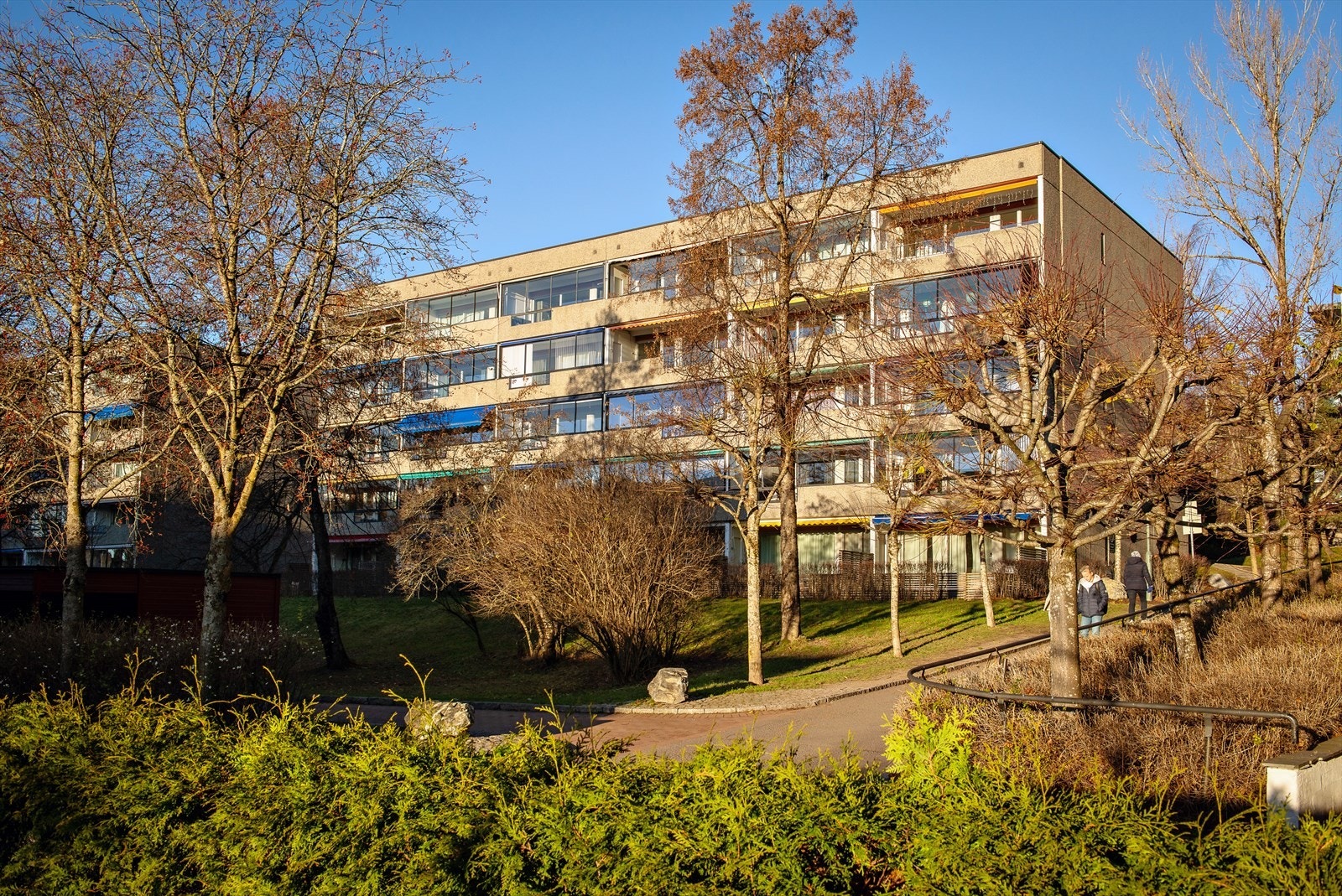 Attraktiv beliggenhet i et rolig og etablert boområde på Hovseter. Galleribilde