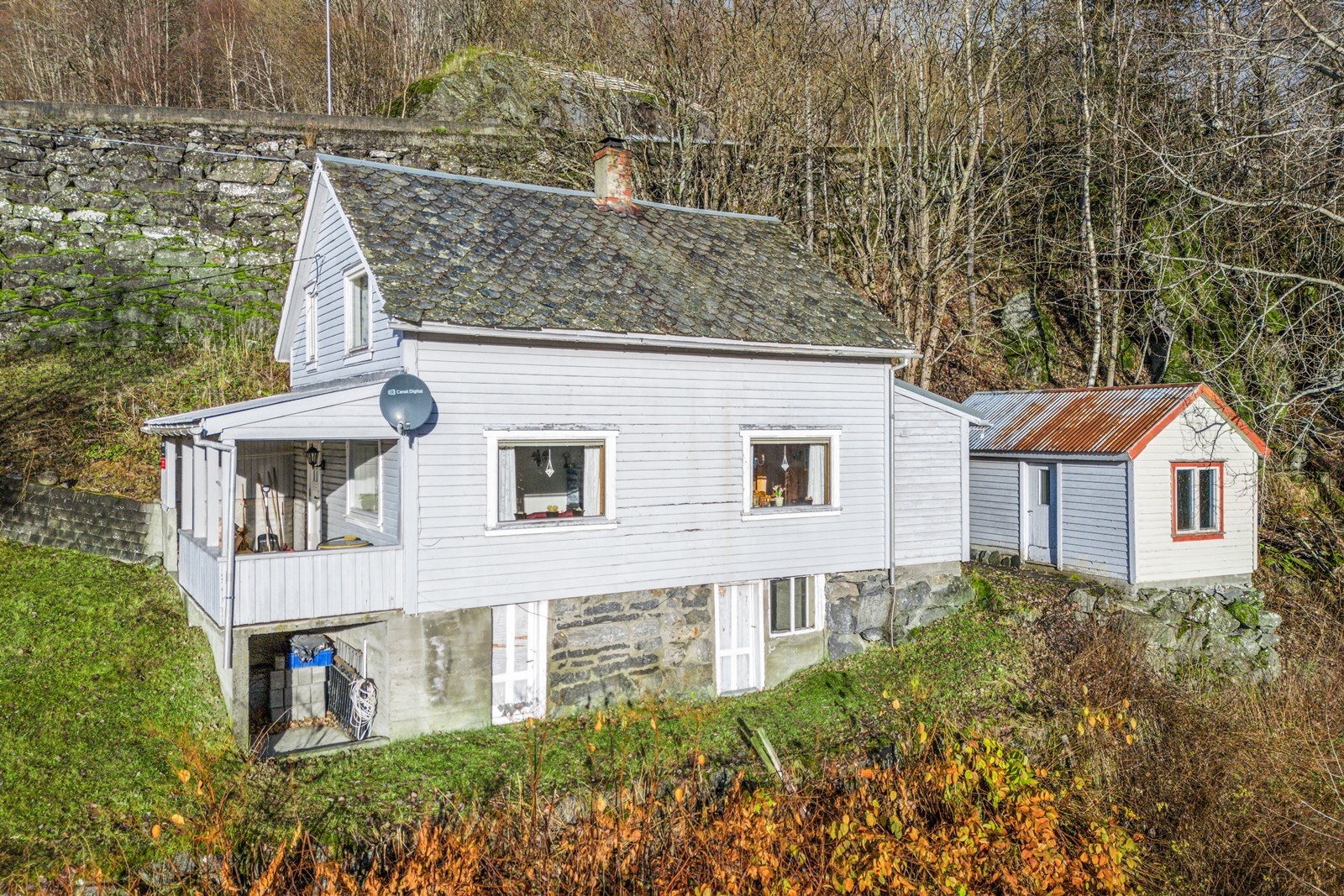 Velkommen til Haukelivegen 84! Presentert av Ørjan Stokka - Eiendomsmegler Vest. Galleribilde