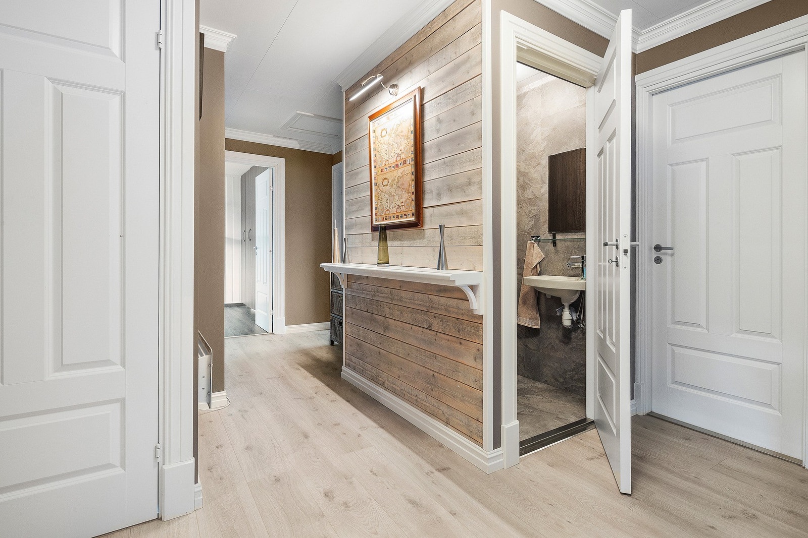 Hele 1. etasje er renovert i 2019 Galleribilde