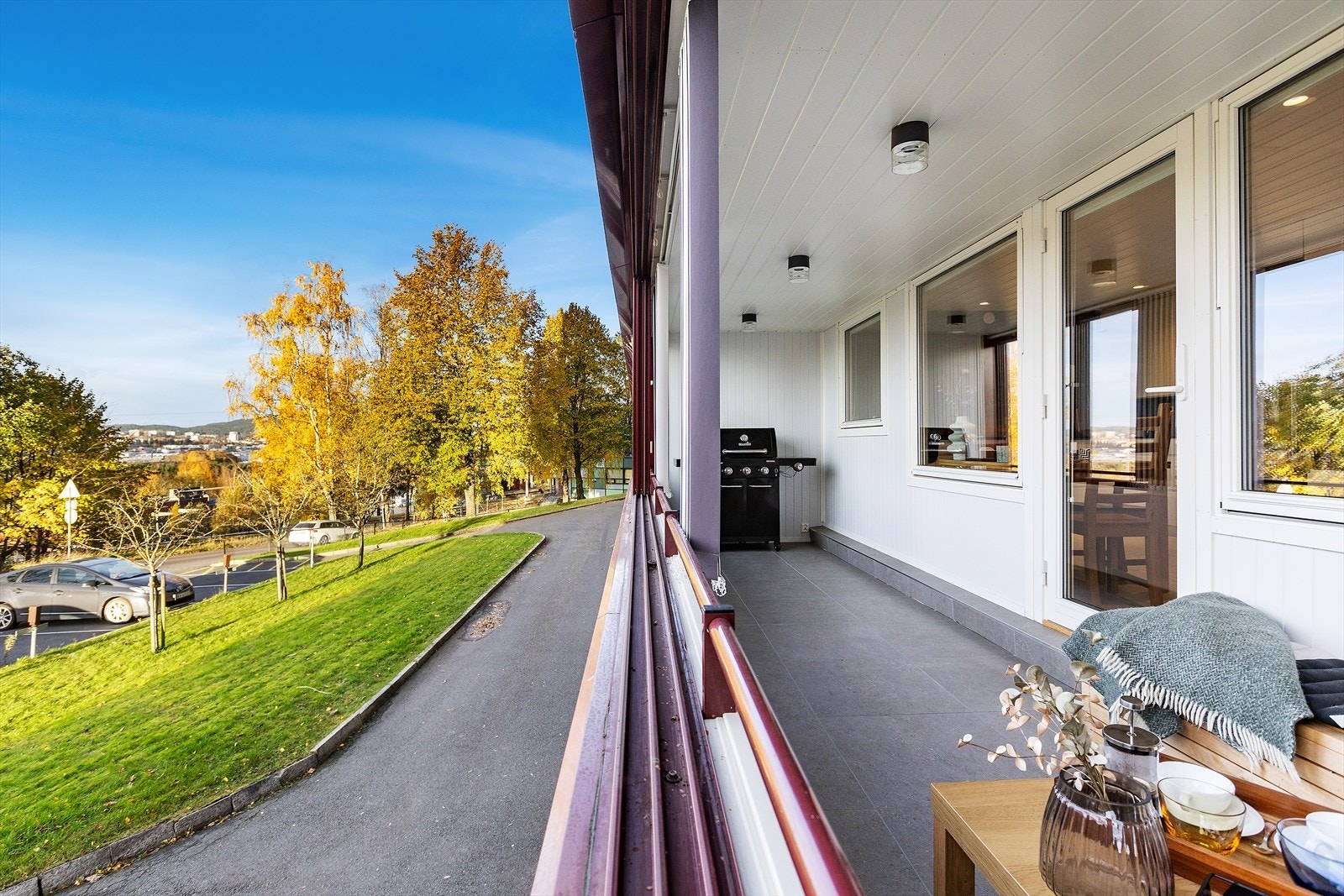 Fra balkonen er det god utsikt Galleribilde