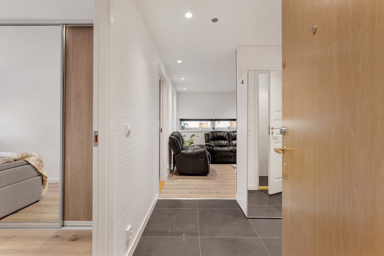 Fra inngangsdøren Galleribilde