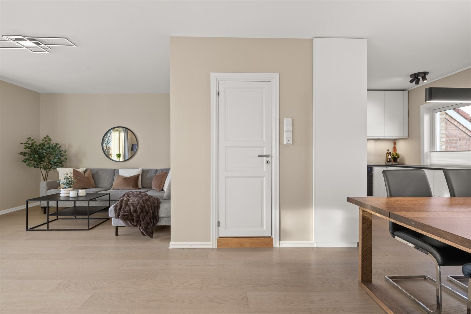 Nordvik Østensjø v/ Renee B. Løkke har gleden av å presentere Rugveien 41 Galleribilde