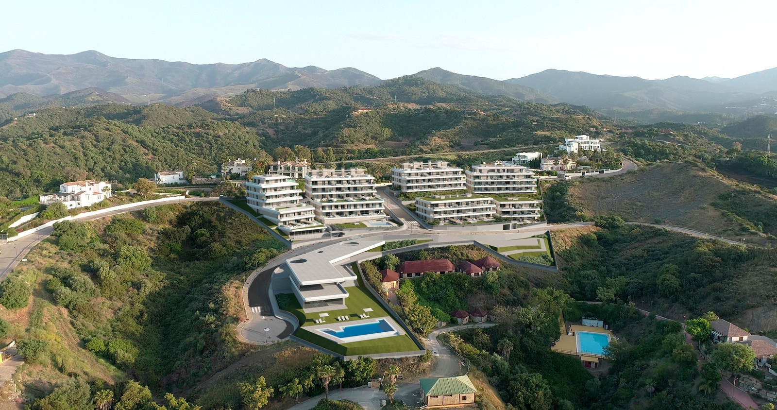 Oversiktsbilde som viser Libella med dyreparken Selwo Adventura like foran Galleribilde