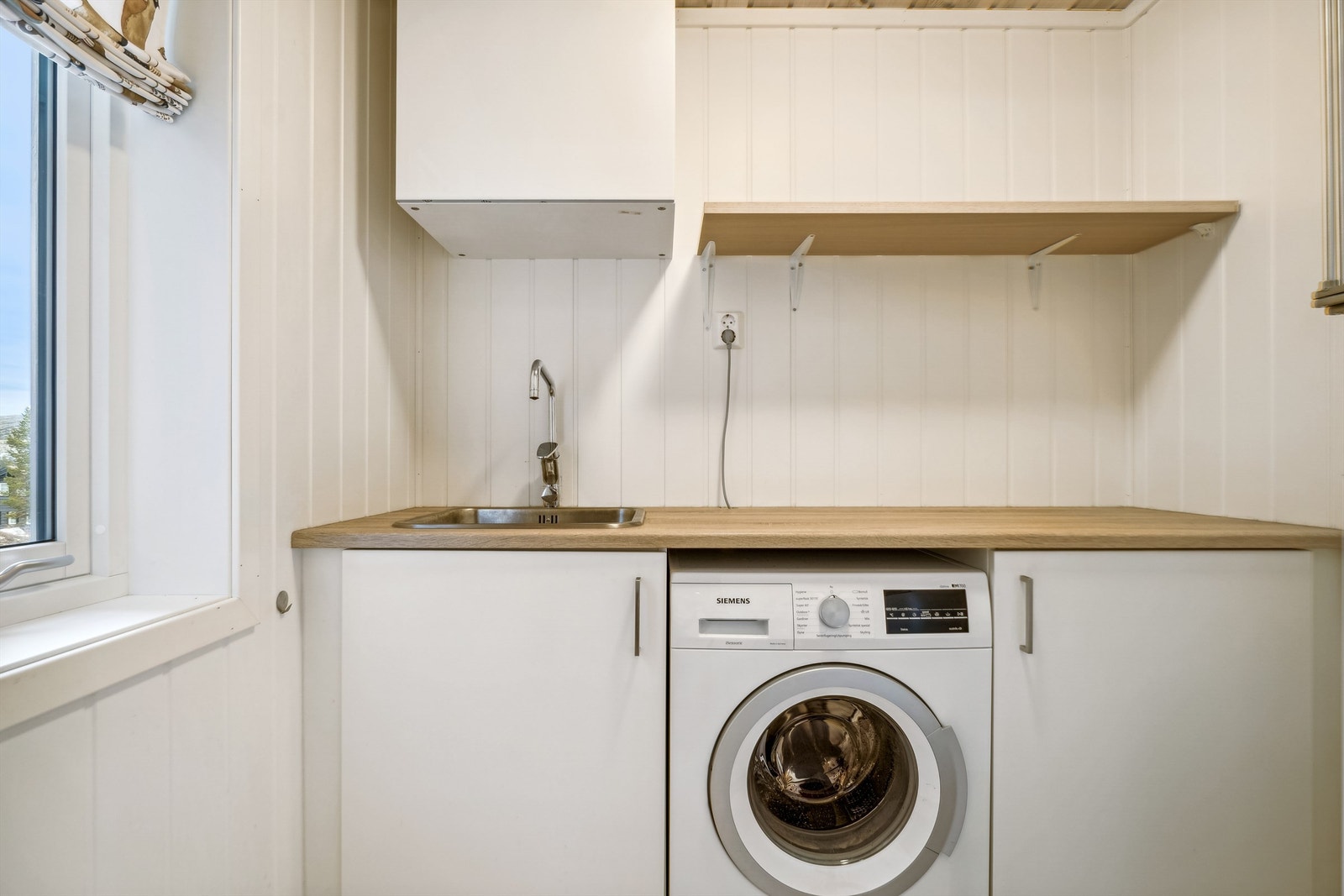 Vaskerom Galleribilde