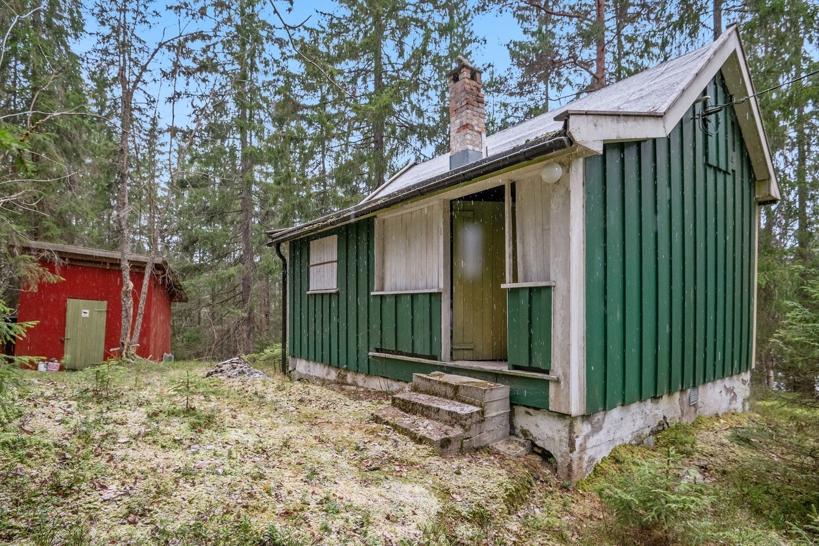 Eiendommen trenger sårt kjærlighet og omsorg og trenger en eier med pågangsmot. Galleribilde