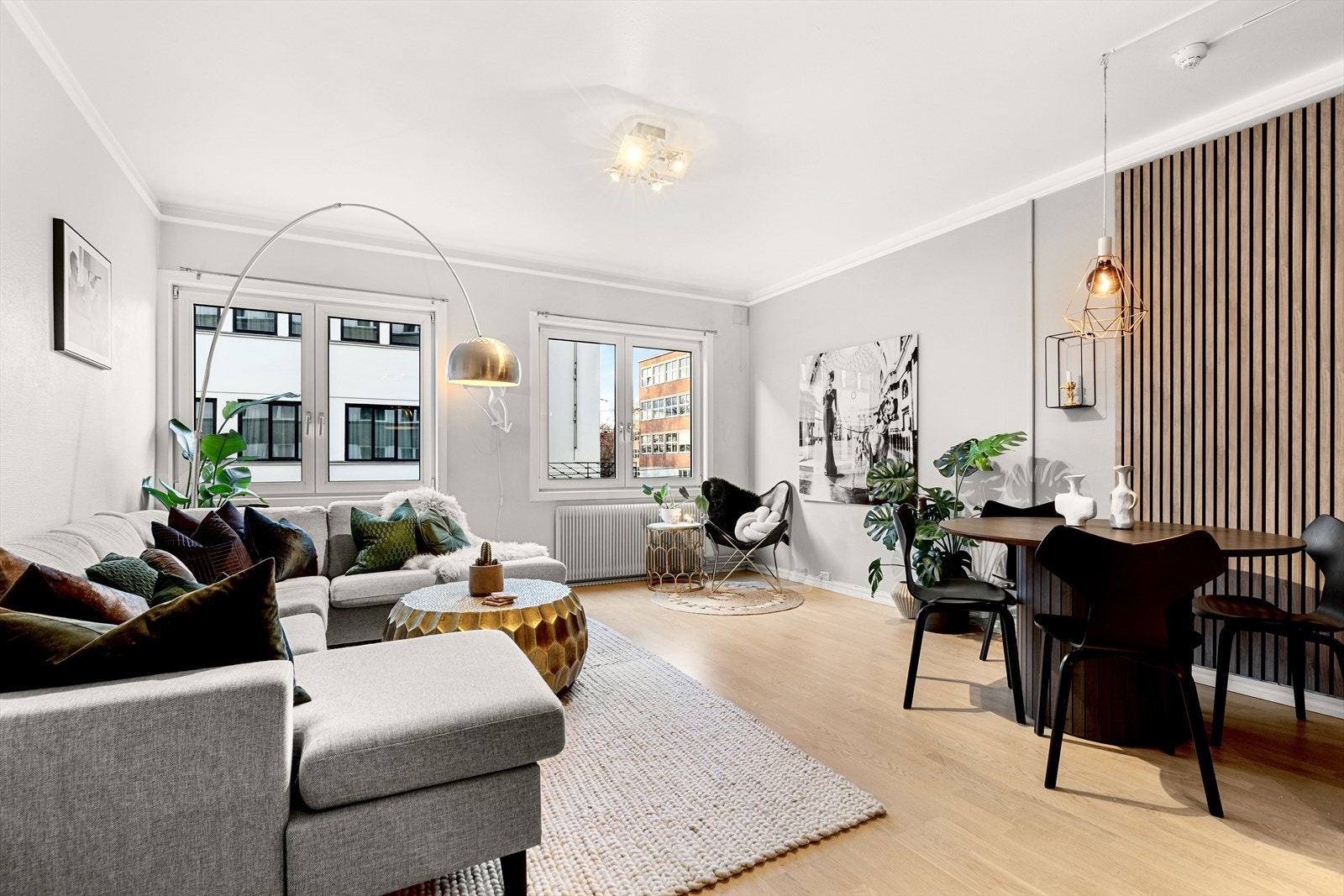 Velkommen til Parkveien 64, presentert av Espen Johnsen ved Nordvik Majorstuen. Galleribilde