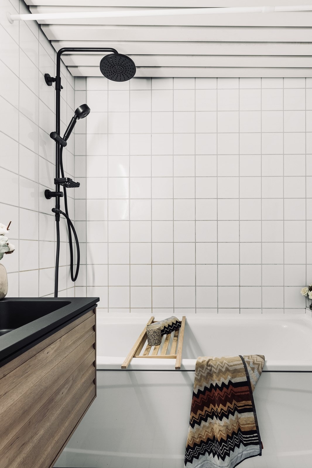 Samt fellesvaskeri og tørkerom i kjeller for sameiet. Galleribilde