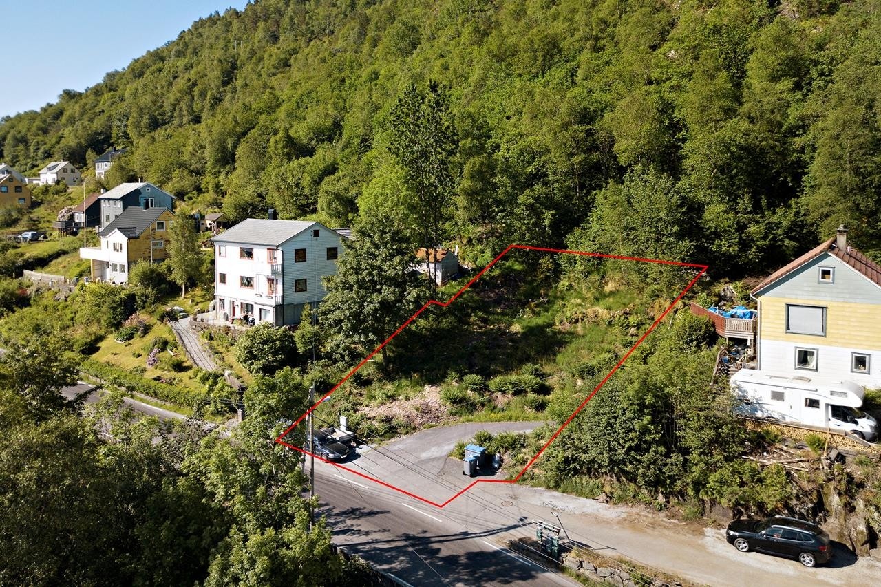 Illustrert markering av tomten. Tegningen kan avvike fra faktiske grenser. Galleribilde