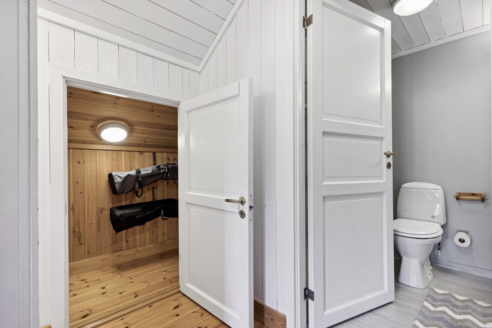 Kott med plass til lagring i 2.etg. Galleribilde