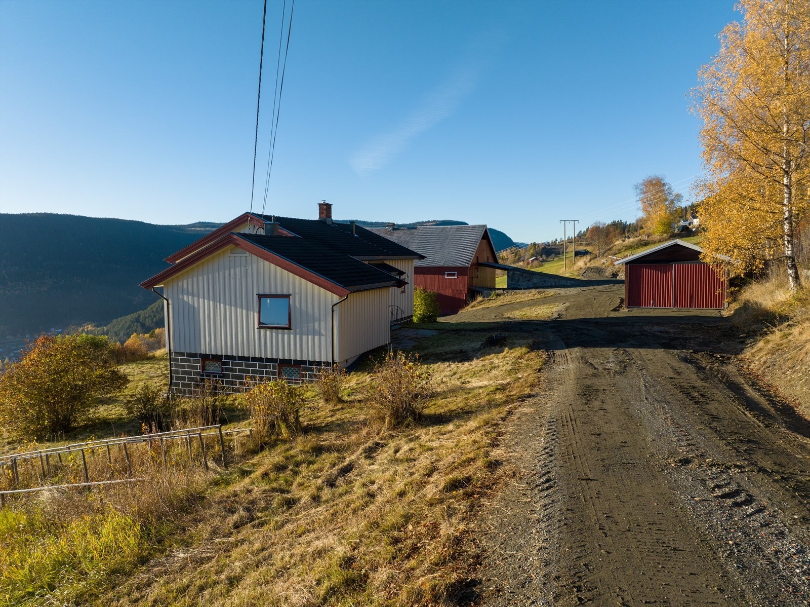 Eneboligen er fra 1968 og ble tilbygd i 2002. Galleribilde