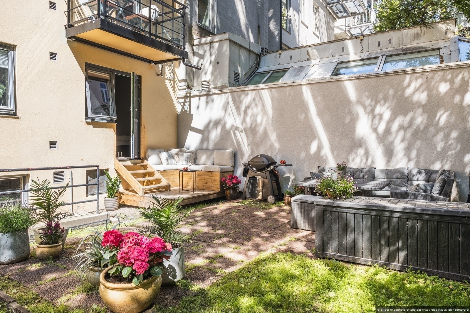 Privat hage Galleribilde
