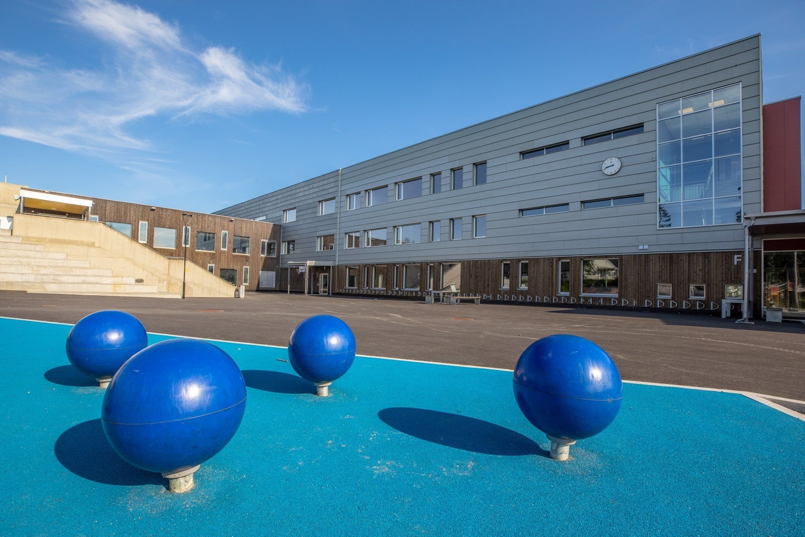 Smestad barneskole Galleribilde