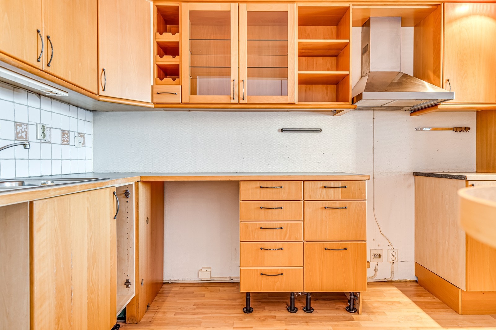 Eldre kjøkken med muligheter Galleribilde