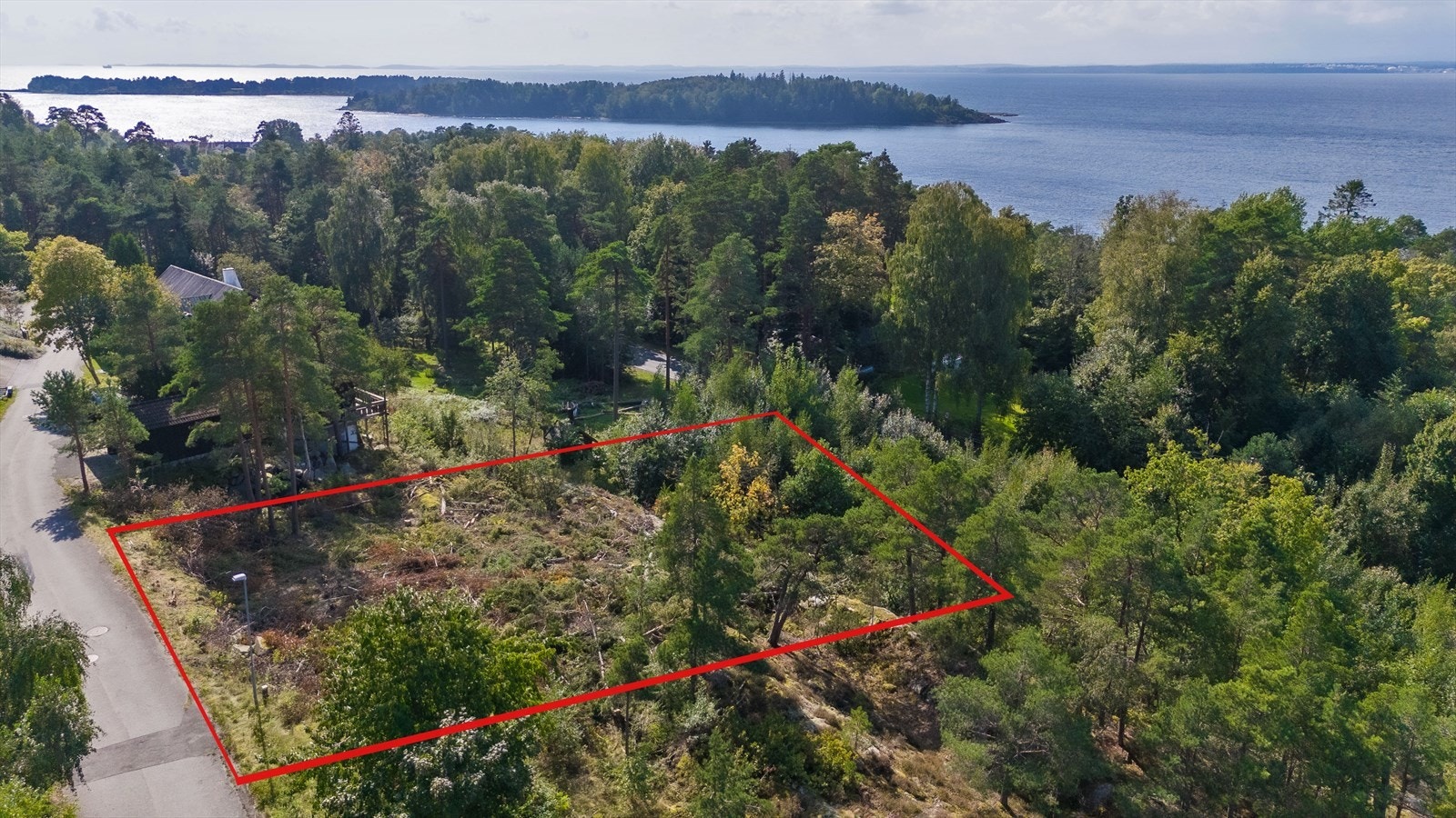 Her får du sjansen til å realisere din egen boligdrøm på hele 1 789 kvm tomt. Galleribilde