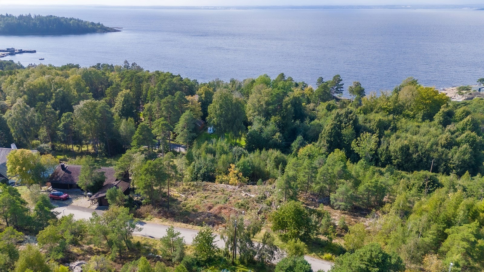 Kræmmerstien ligger fint til mellom Fuglevik og Larkollen ved Larkollsundet og Stuvvika. Galleribilde