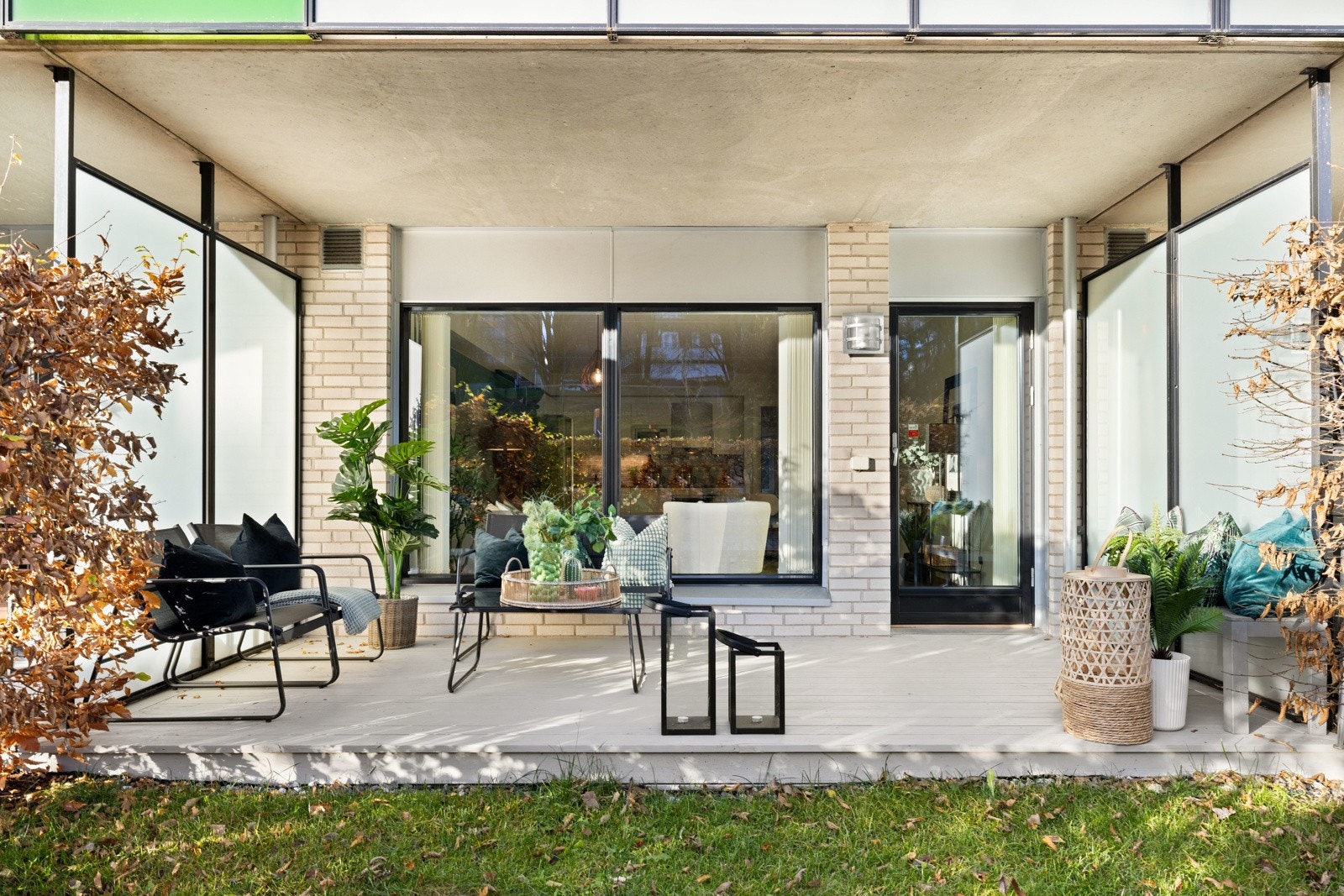 Pen 3-roms selveiet leilighet fra 2013 med terrasse, hage, heis og garasjeplass med elbilader Galleribilde