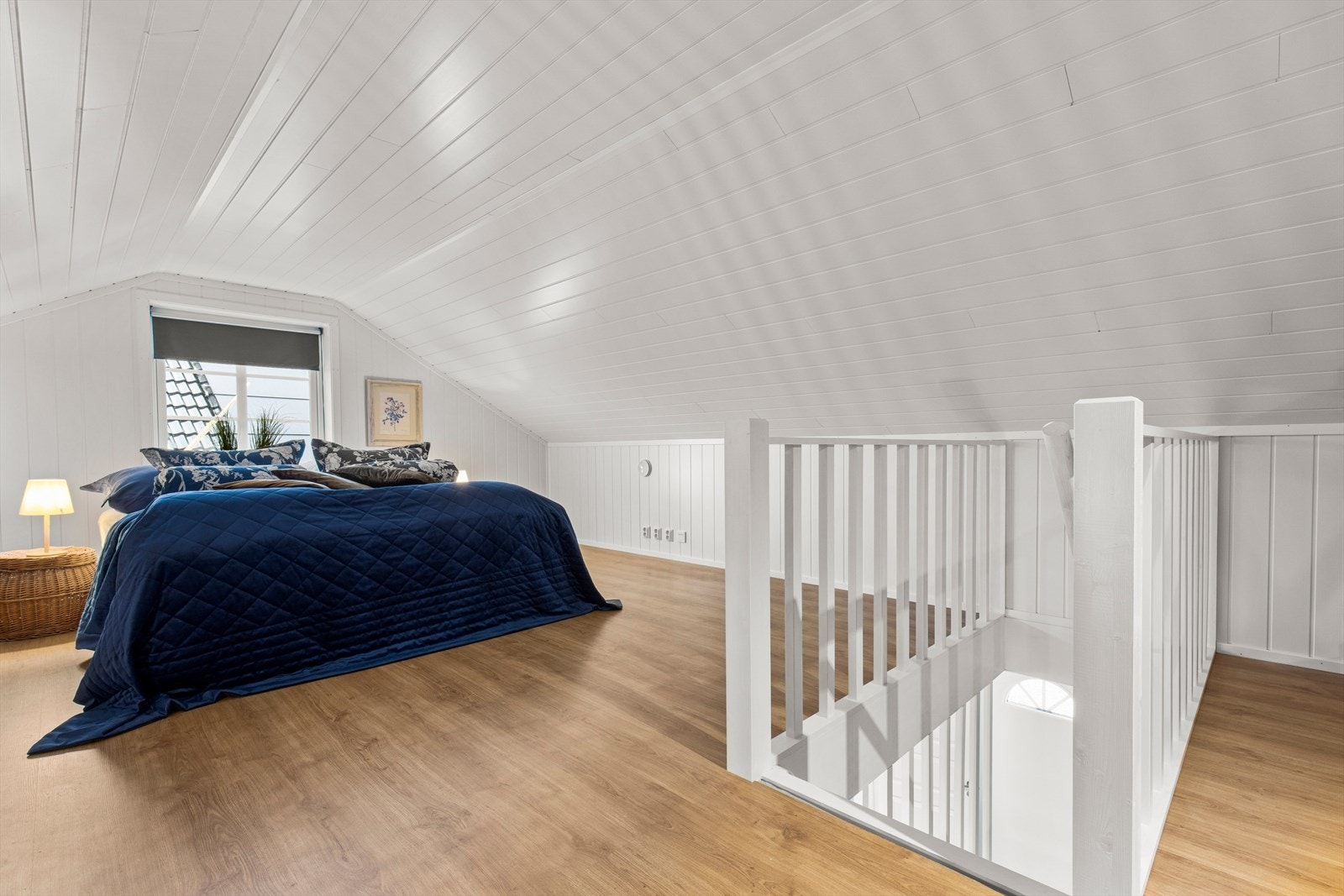 Stor og luftig toppetasje. Galleribilde