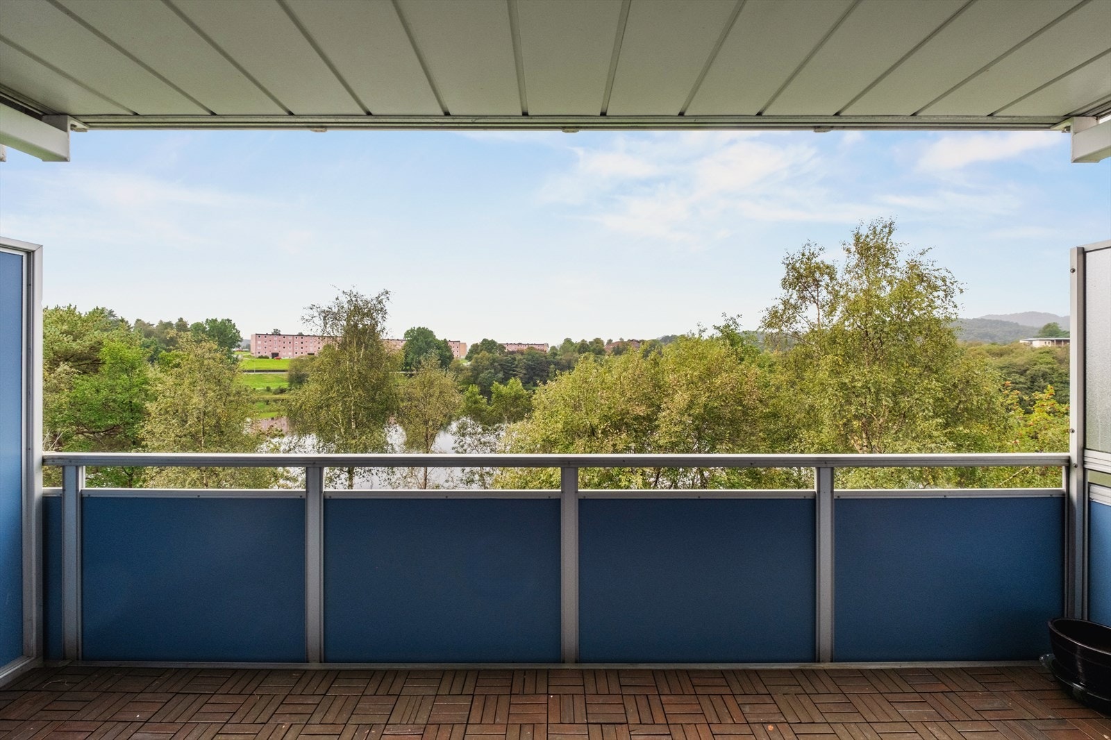 Beliggenheten gir meget gode solforhold. Balkong på 12 m² Galleribilde
