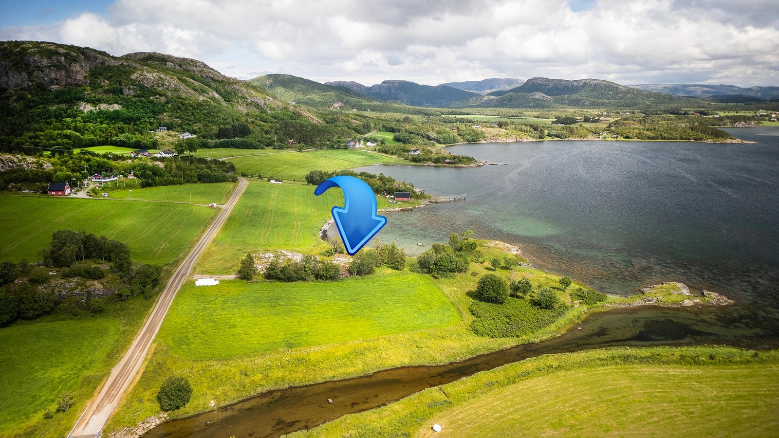 Dronefoto av nærområdet. Galleribilde