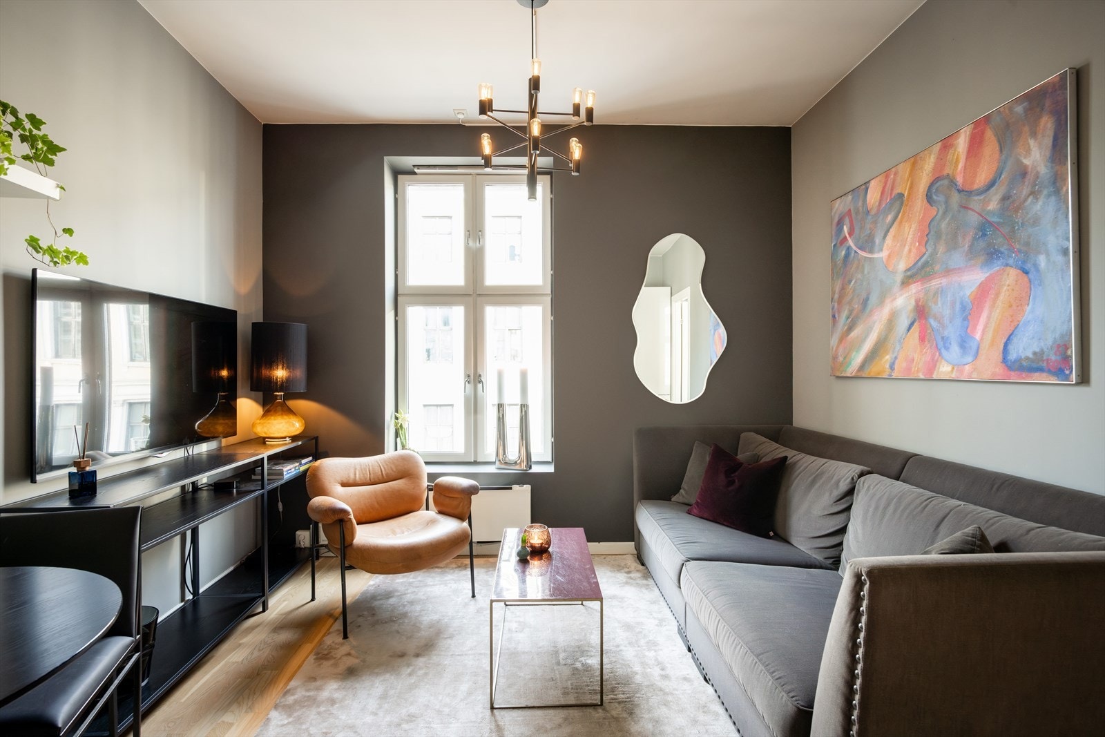 En flott 2-roms selveierleiligheten med en attraktiv beliggenhet på Vika! Galleribilde