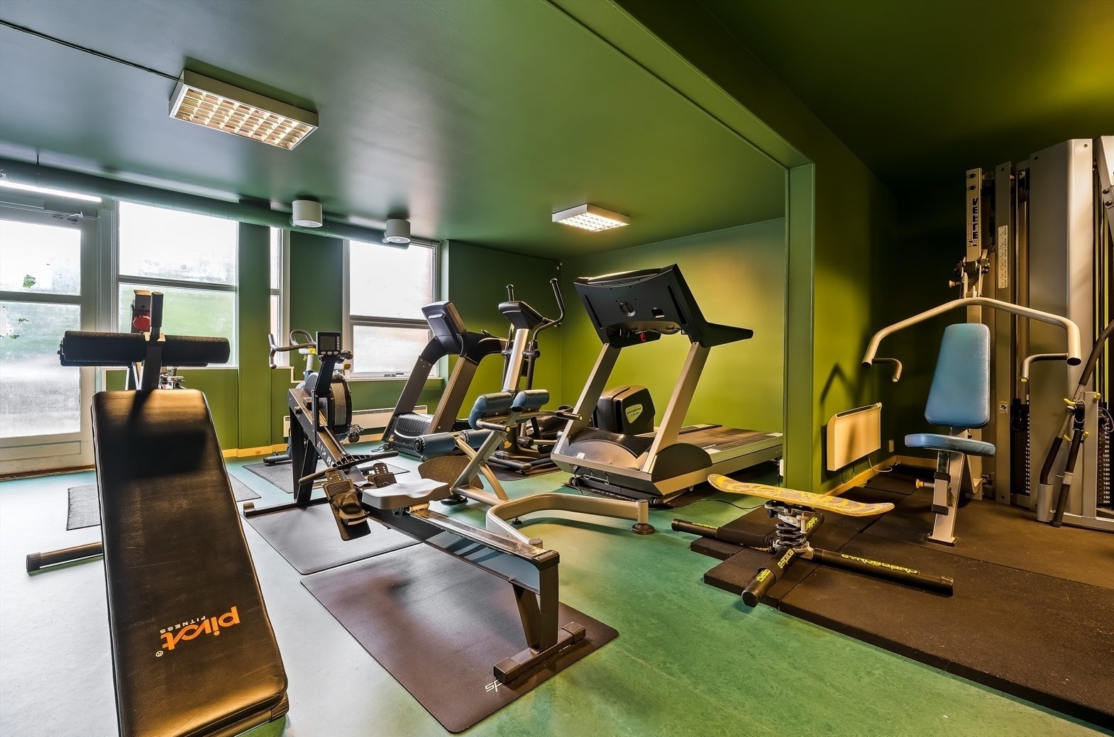 Trimrom i borettslaget som kan benyttes av beboerne. Galleribilde