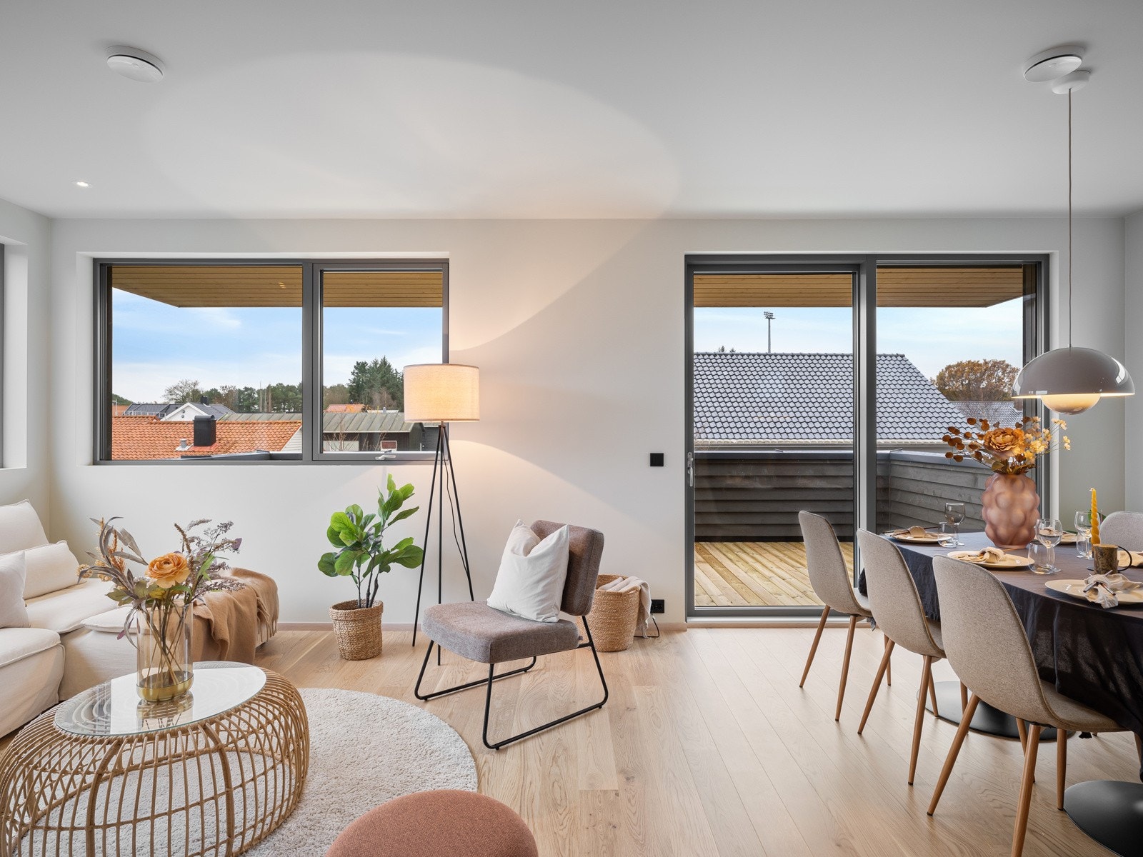 Fra stuen er det direkte tilkomst til balkong Galleribilde