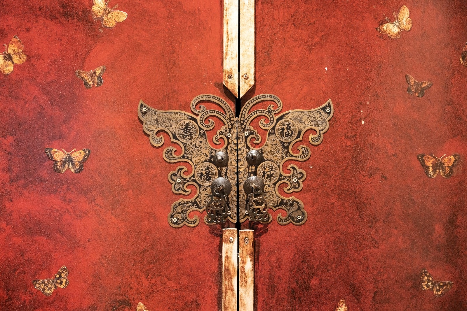 Plassbygget garderobeskap. Galleribilde