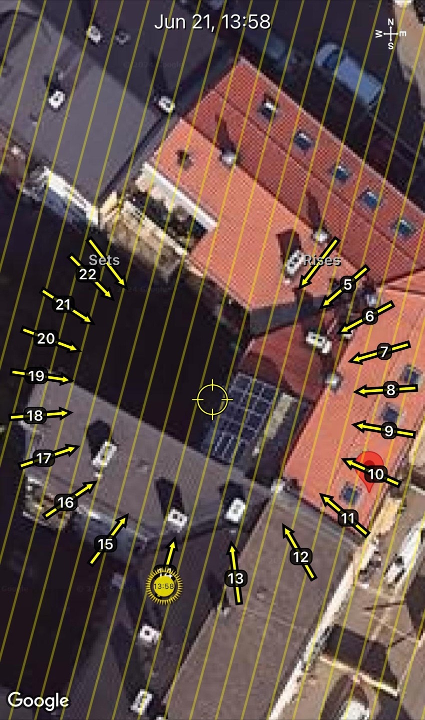 Med balkonger på hver side, har boligen flotte solforhold fra tidlig morgen til kveld. Galleribilde