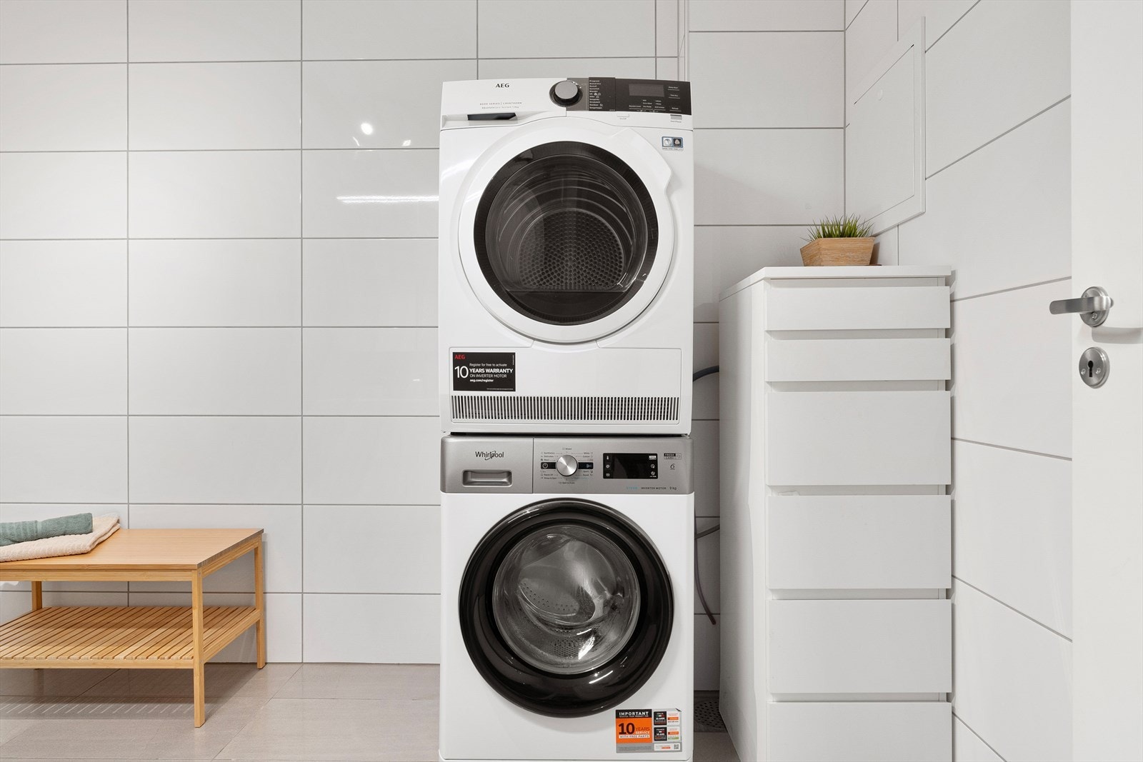 Det er opplegg for vaskemaskin og tørketrommel. Galleribilde