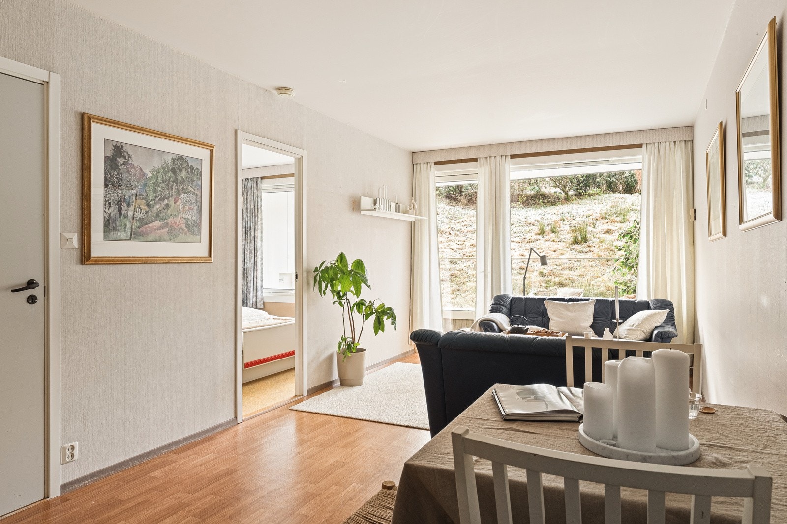 Vindusflatene gir rikelig med naturlig lysinnslipp Galleribilde