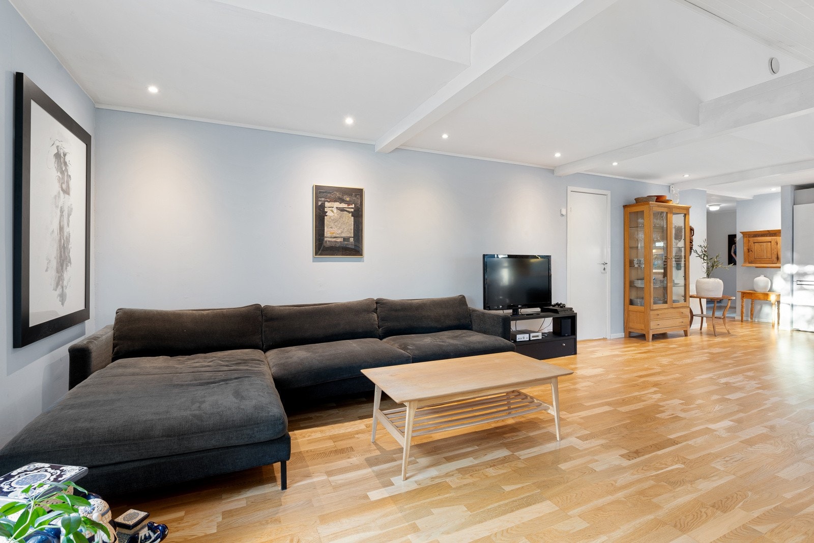 God plass for ønsket møblering. Galleribilde