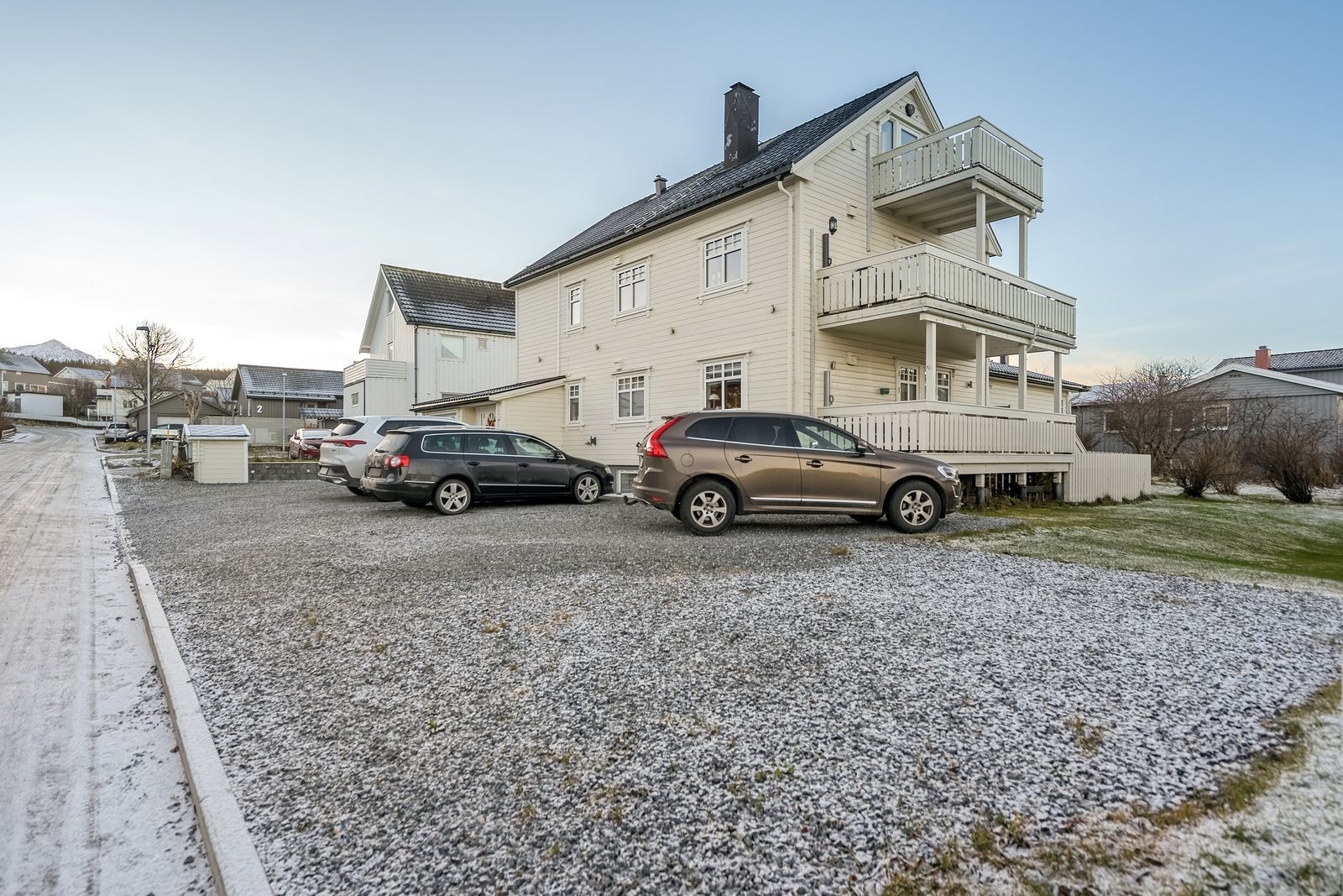 Sameie Peer Gynts gate har 3 enheter som fordeler seg over 3 etsasjer. Galleribilde