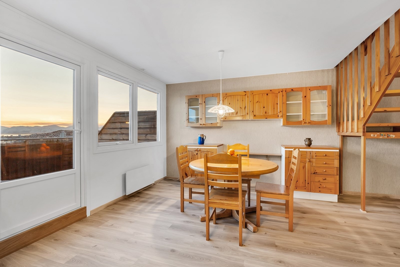 Utgang til balkongen. Galleribilde