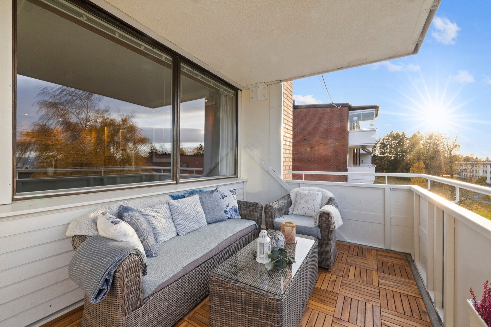 Arealet er på drøye 9 kvm og gir plass til en komfortabel lounge Galleribilde