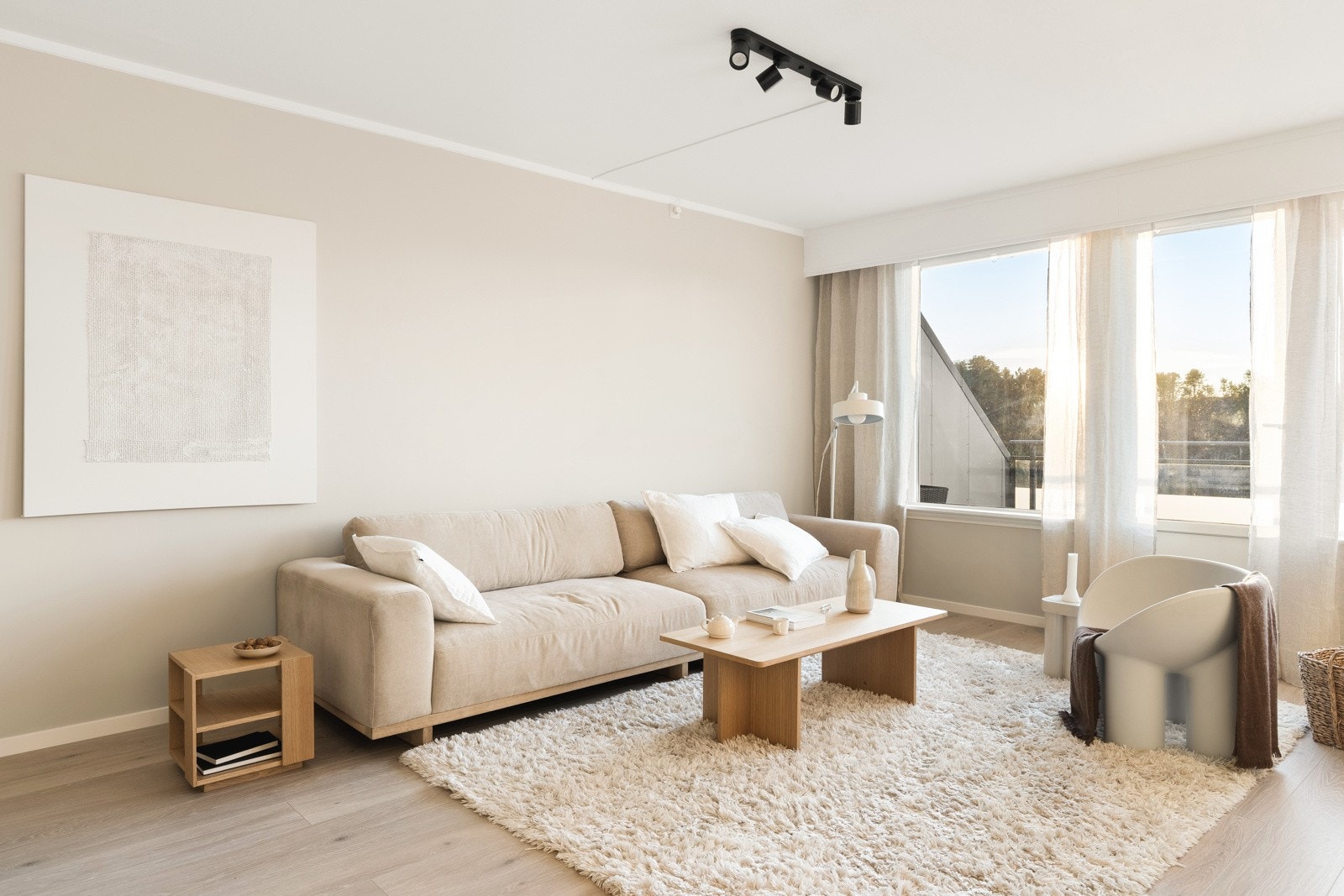 Så godt som alle overflater i leiligheten er pusset opp i nyere tid. Galleribilde