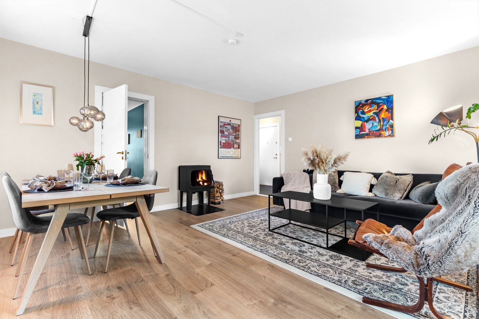 Flott 3-R med attraktiv beliggenhet sentralt på Bergkrystallen. Galleribilde