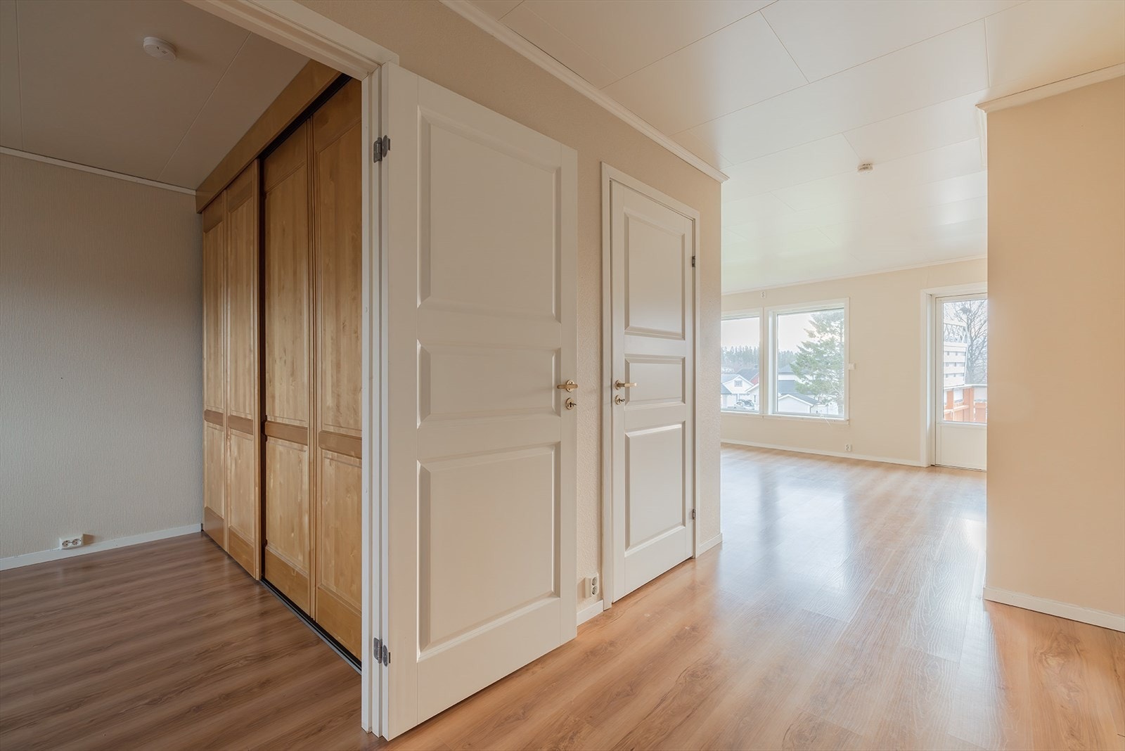 Innvendig bod inn dør nr 2 Galleribilde