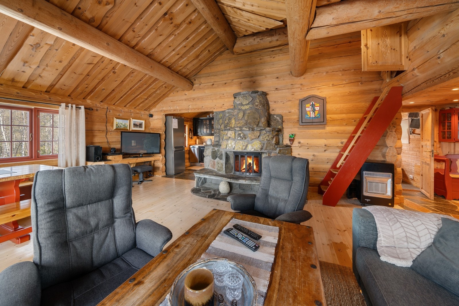 270482_DSC01847 Galleribilde