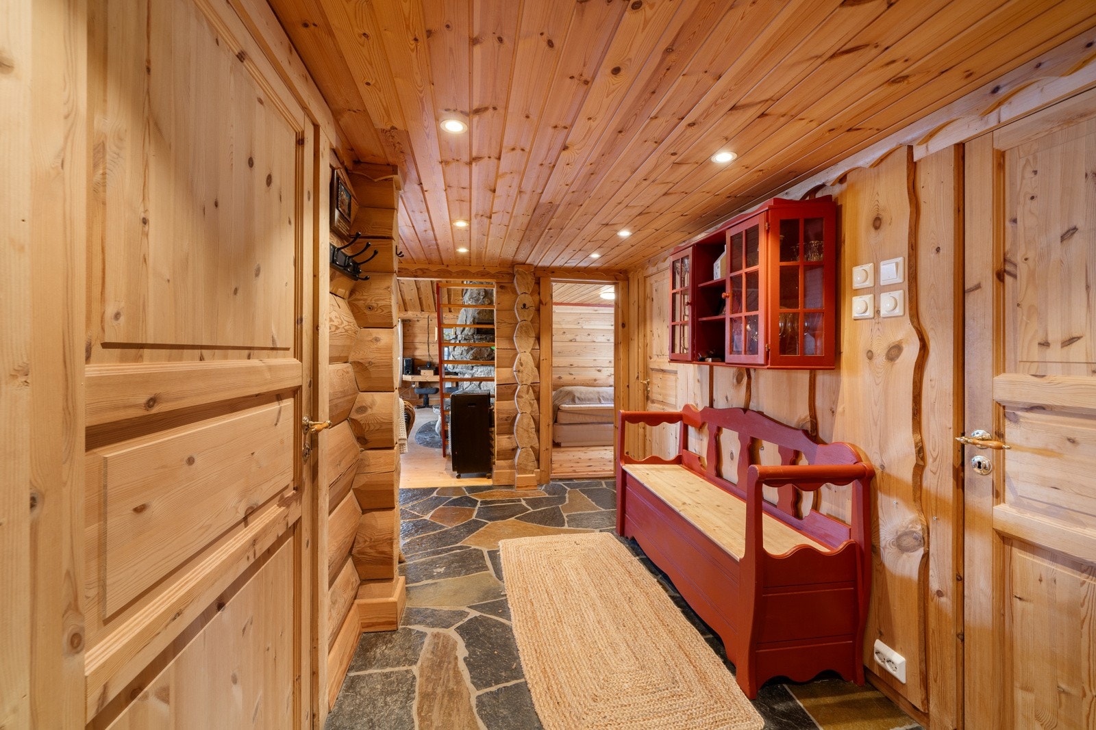 270482_DSC01957 Galleribilde