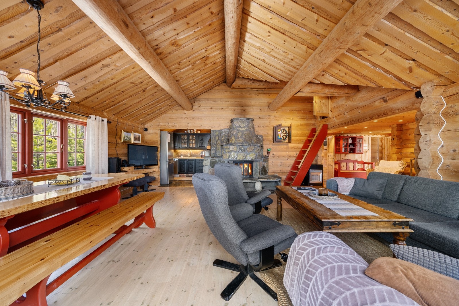 270482_DSC01827 Galleribilde