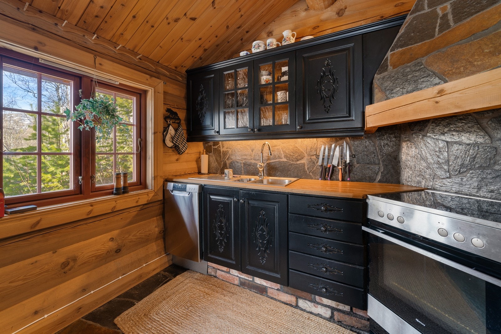 270482_DSC01887 Galleribilde