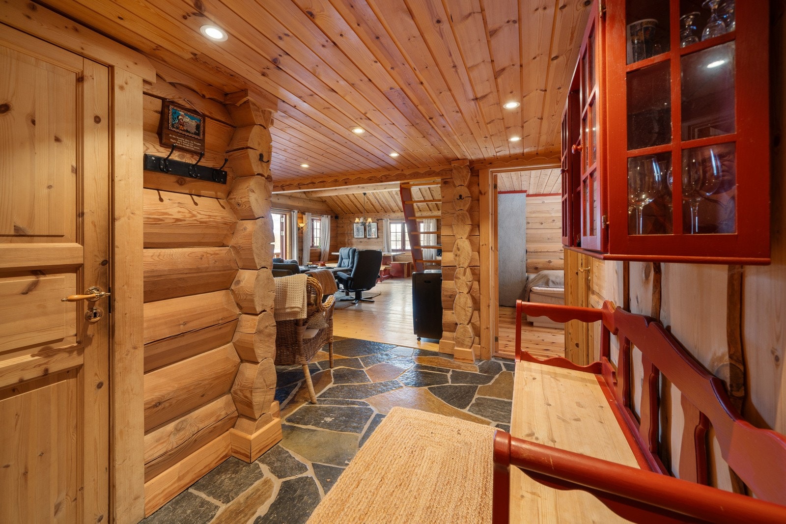 270482_DSC01962 Galleribilde