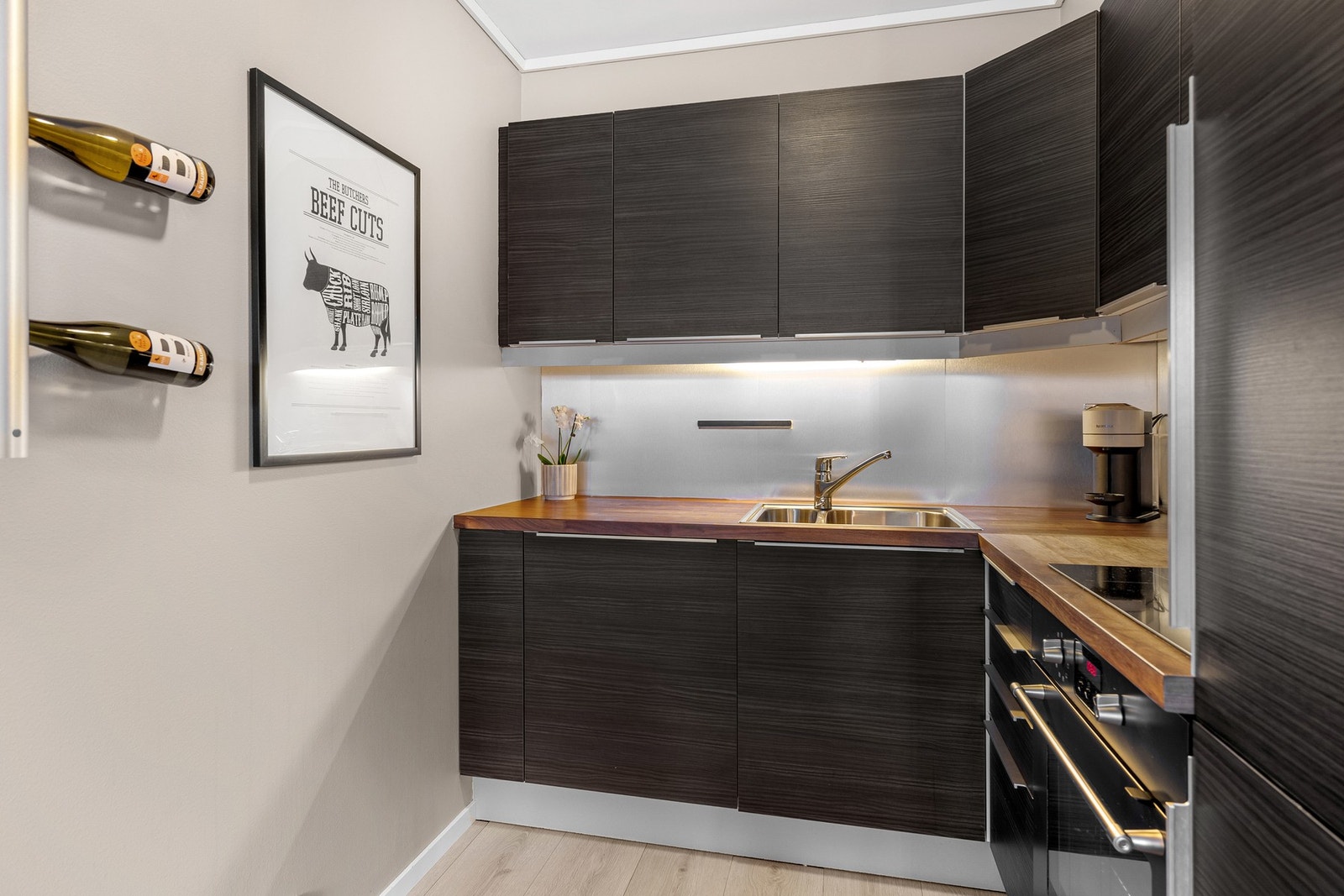 De integrerte hvitevarene følger handelen. Galleribilde