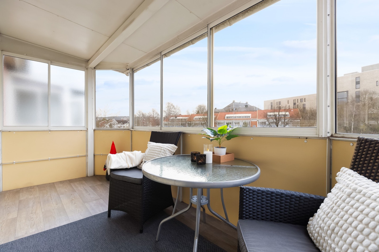 Det er gode solforhold på balkongen. Galleribilde