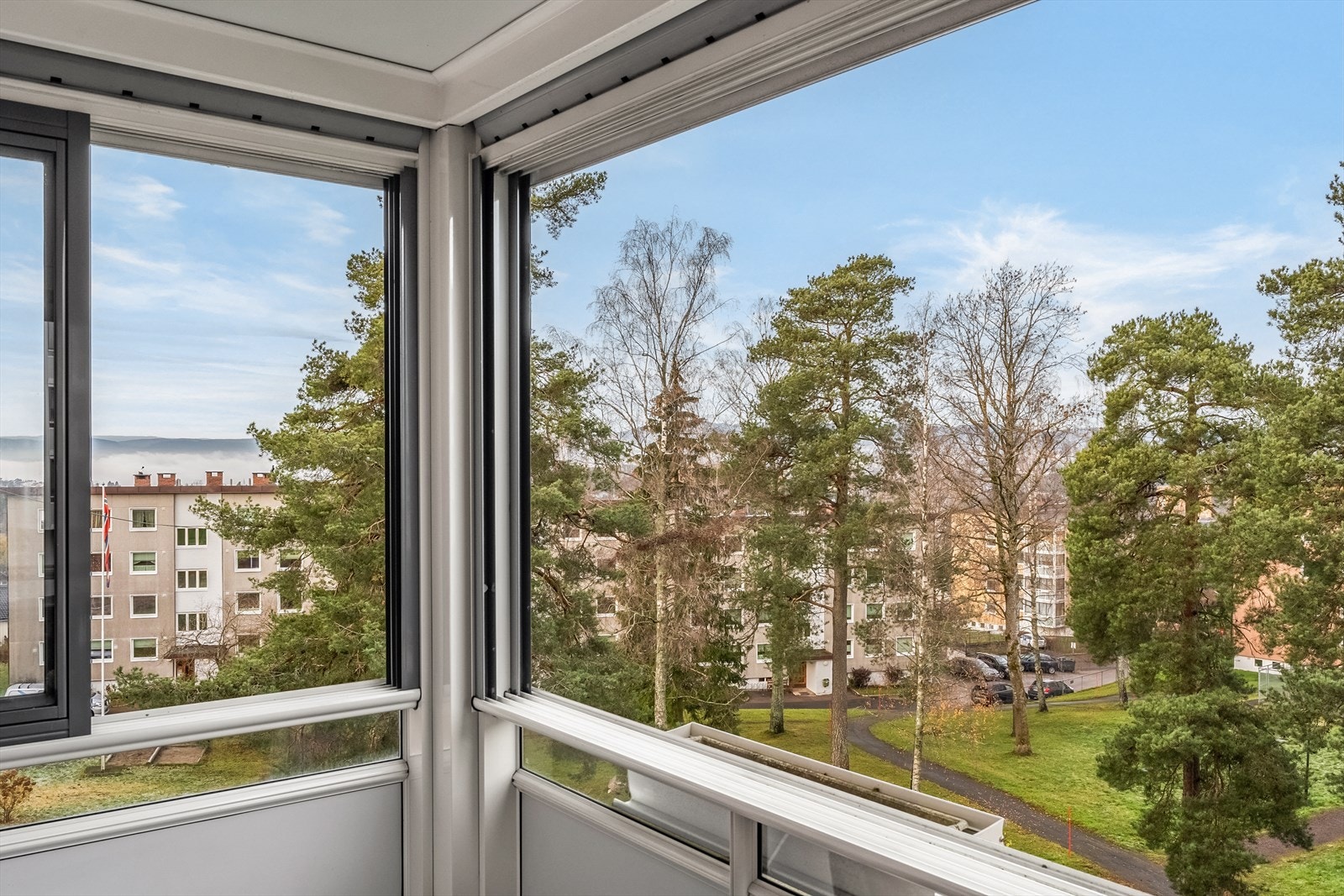 Utsikt mot vest og nord. Galleribilde