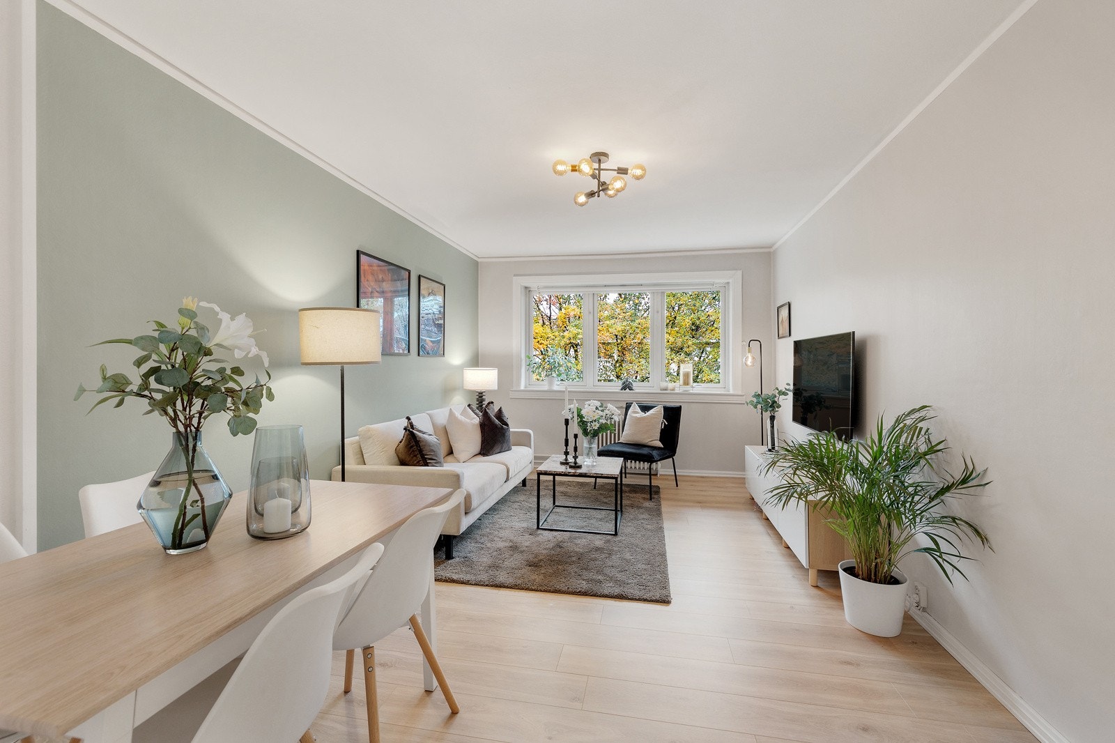 Lekker og flott 3-roms leilighet med sentral beliggenhet like ved St. Hanshaugen og Iladalen park. Galleribilde